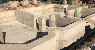 Фундамент с цокольным этажом под ключ заказать в Петергофе - фундамент цокольный этаж под ключ цена от 7233 руб за м2
